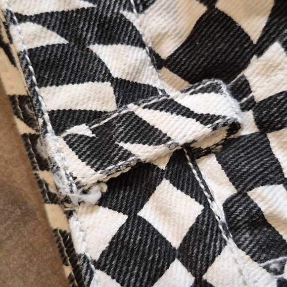 RSQ Black & Ivory Checkered Swirl Denim Mini Skirt, XS - Picture 14 of 16